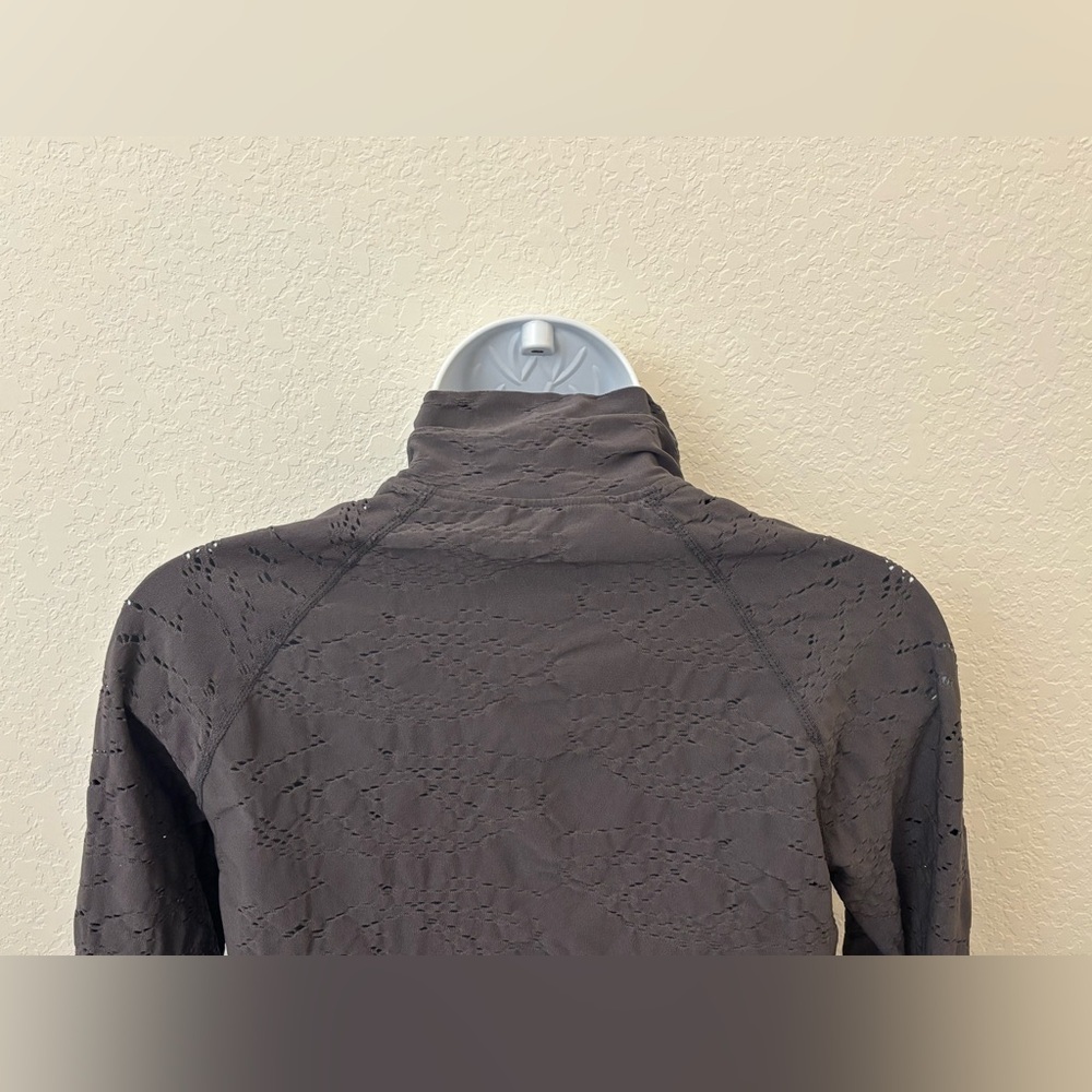 Women’s Lightweight Active Zip Jacket Sz XS Gray Stretchy High Neck - Picture 4 of 5